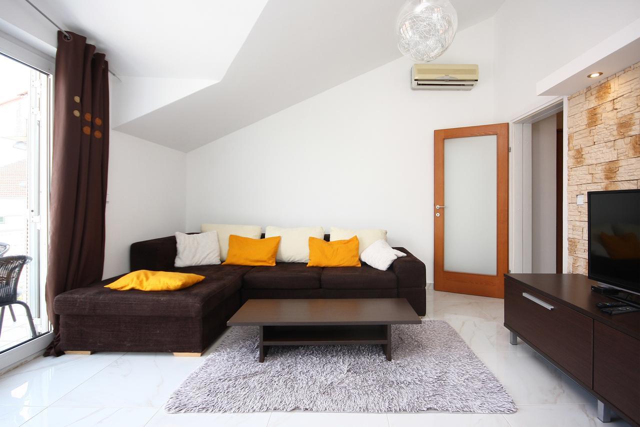 Deluxe Apartment Toni Vodice Bagian luar foto